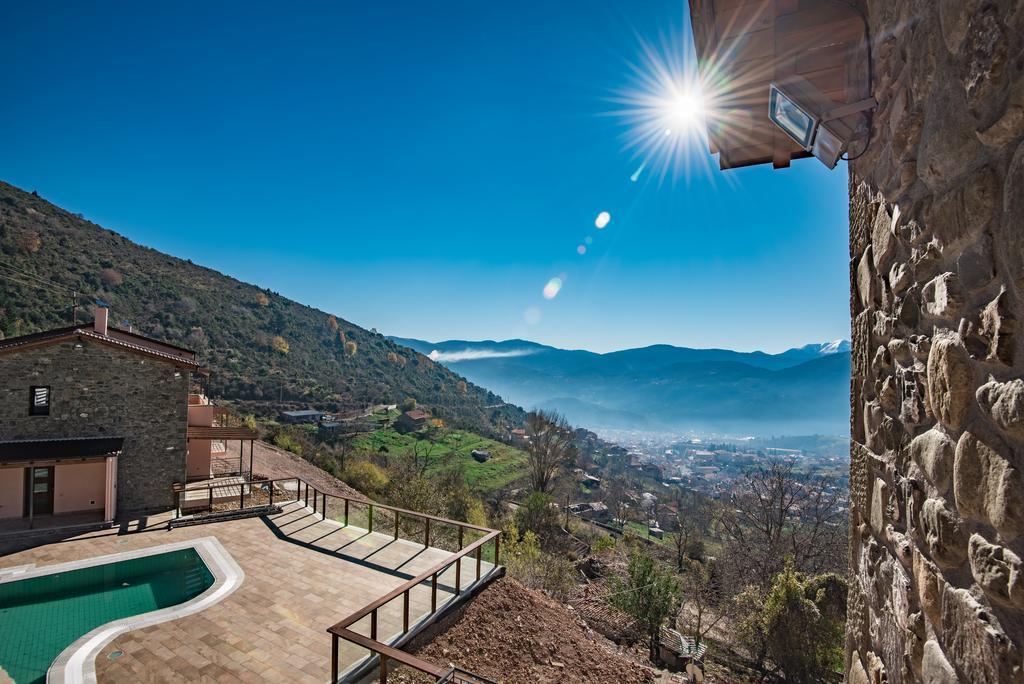 The View Village - Villas Suites & Spa Karpenisi Exterior photo