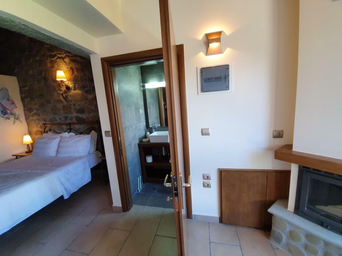 The View Village - Villas Suites & Spa Karpenisi Exterior photo
