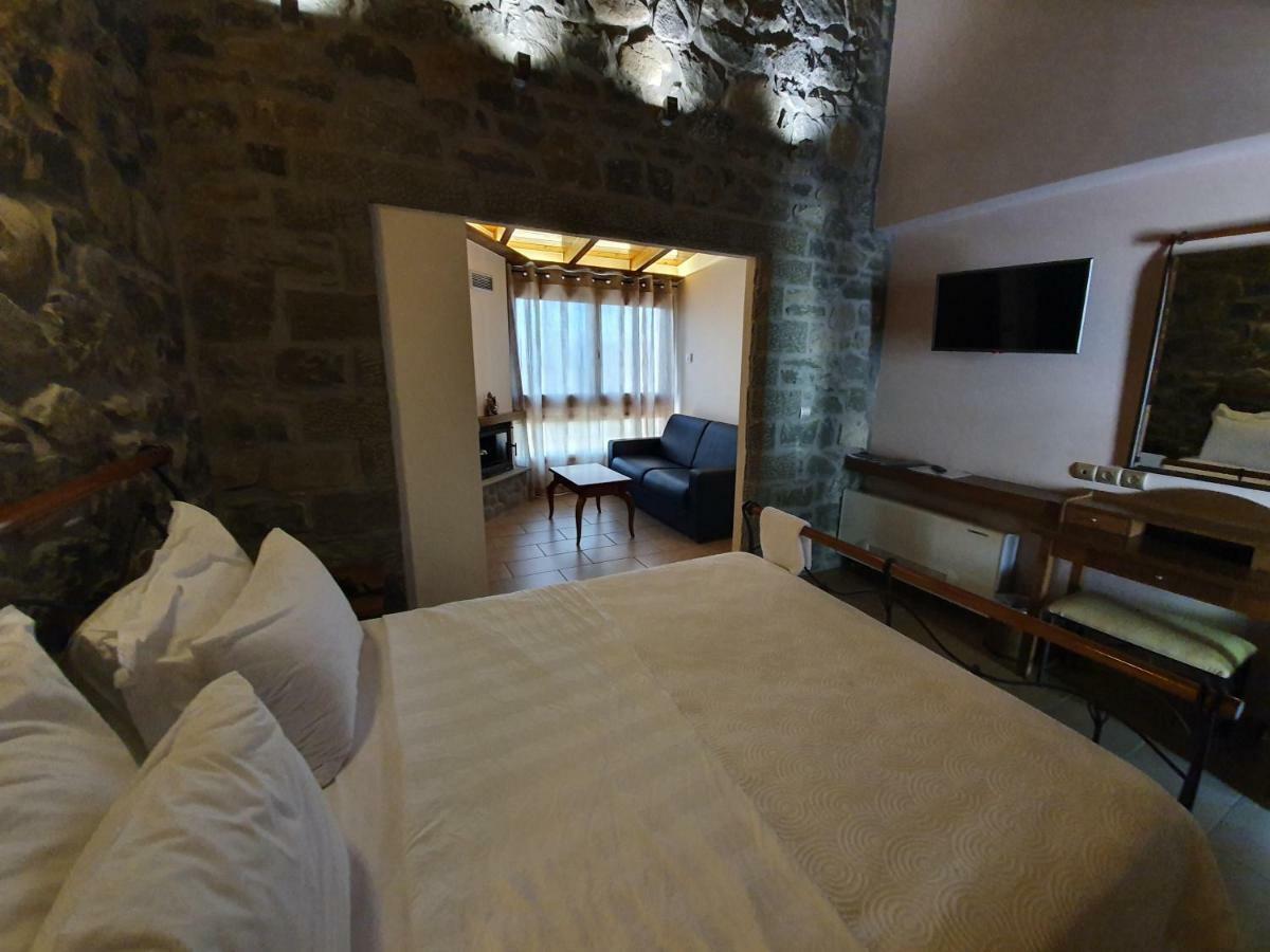 The View Village - Villas Suites & Spa Karpenisi Exterior photo